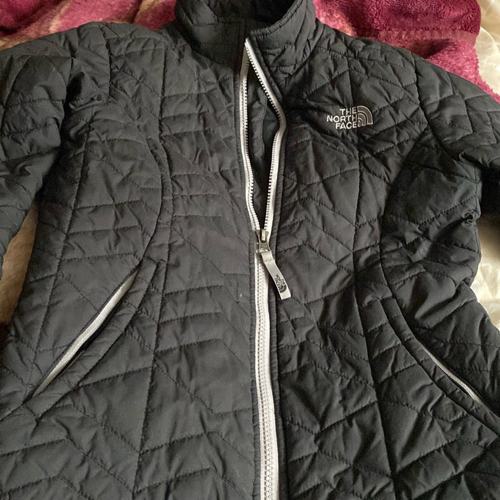 Preowned girls TheNorthFace black down jacket M